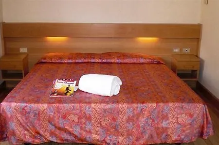 波尔泰洛住宅酒店 3*